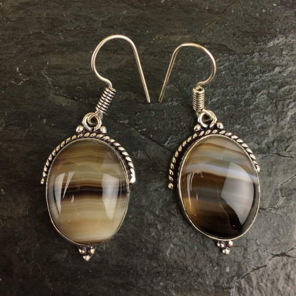 Banded Agate Stone Hook Dangle Earrings - Picture 4 of 7